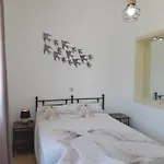 Dom wakacyjny Golden View House Pera Gyalos
