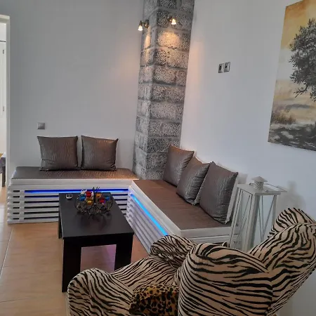 Golden View House 別荘 *