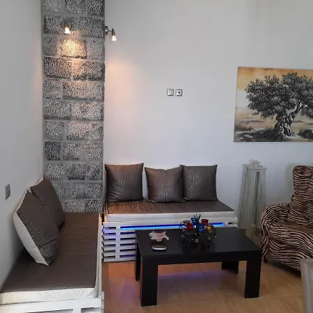 Golden View House 別荘