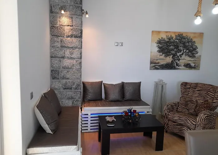 Golden View House بيت للعطل