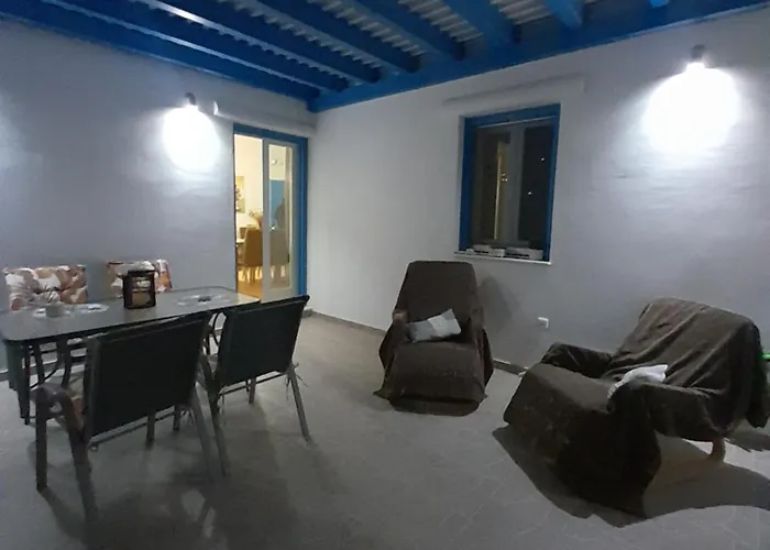 Golden View House بيت للعطل *